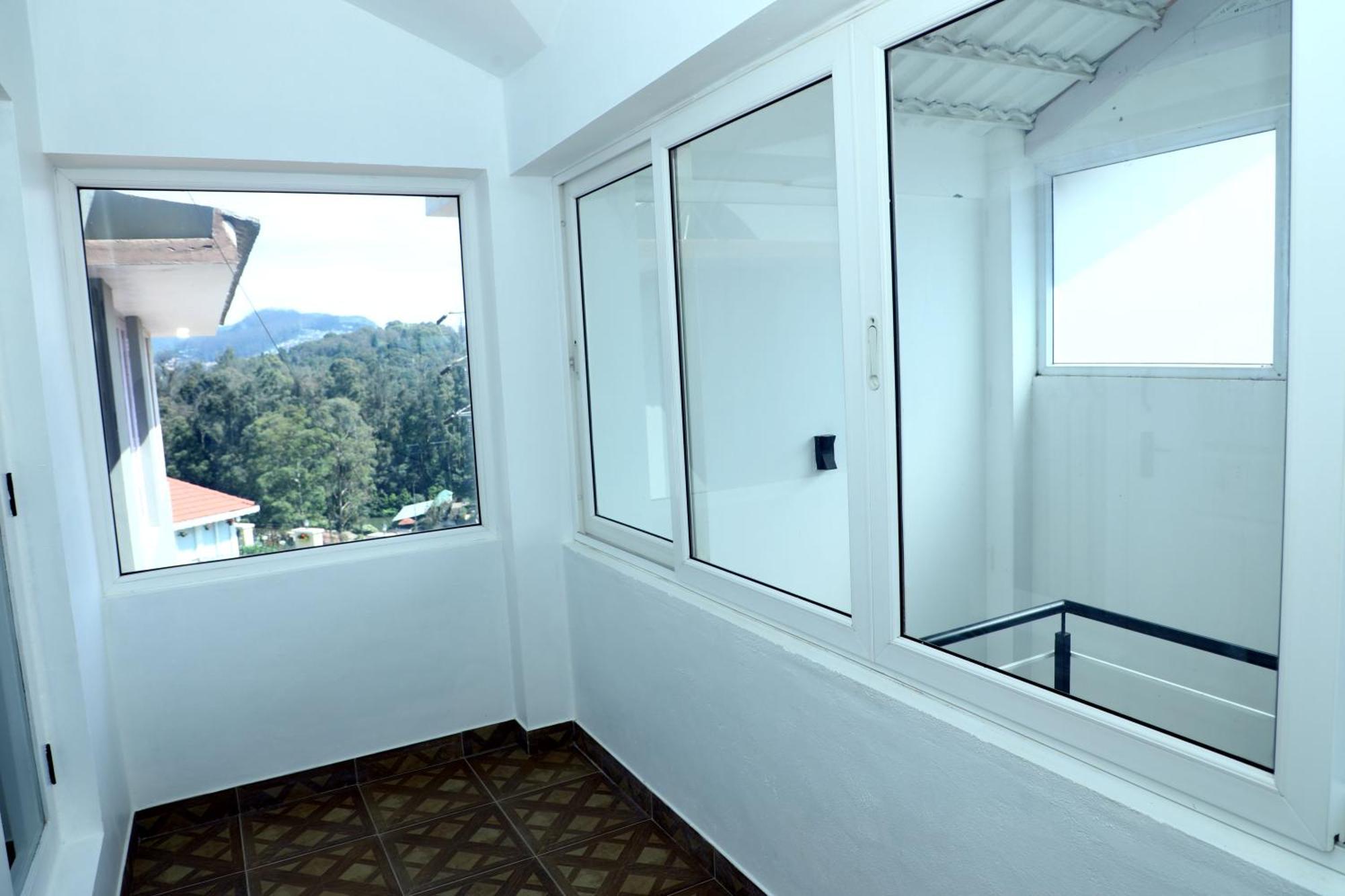 Hailstone Home Stay Ooty Exteriör bild